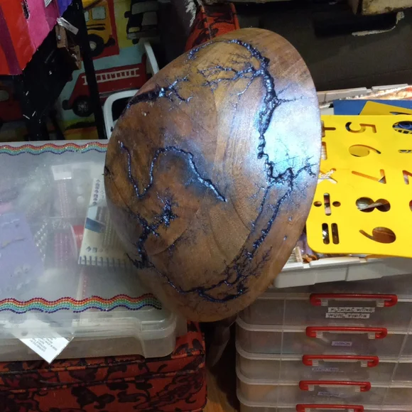 Fractal wood burnt bowl. - Picture 2 of 3